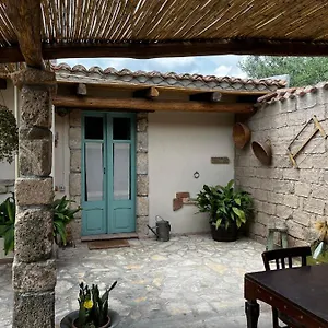 Graziosa Stanza Campidanese Su Terzu Oristano